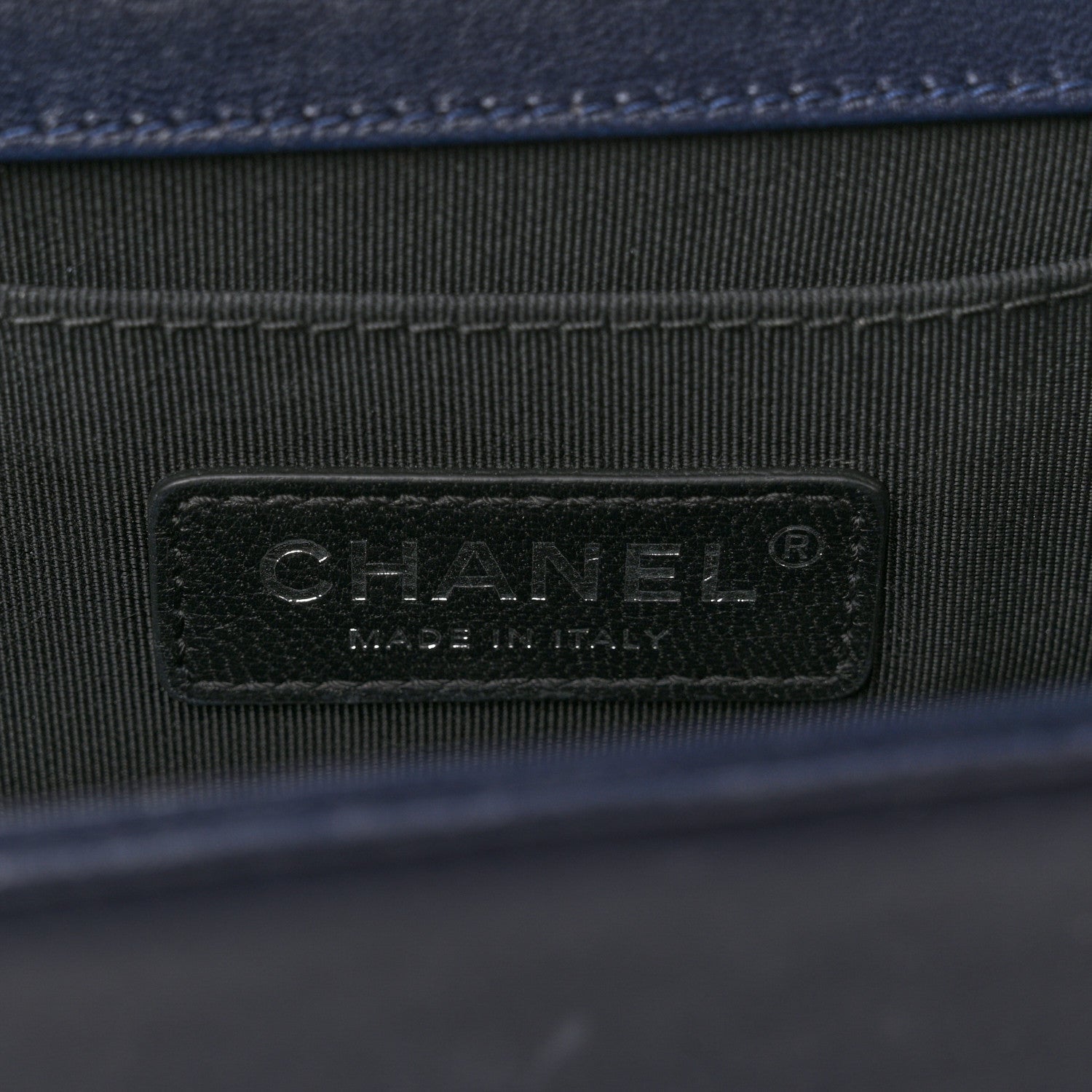 Calfskin Medium Bi-Color Boy Flap Black Dark Navy