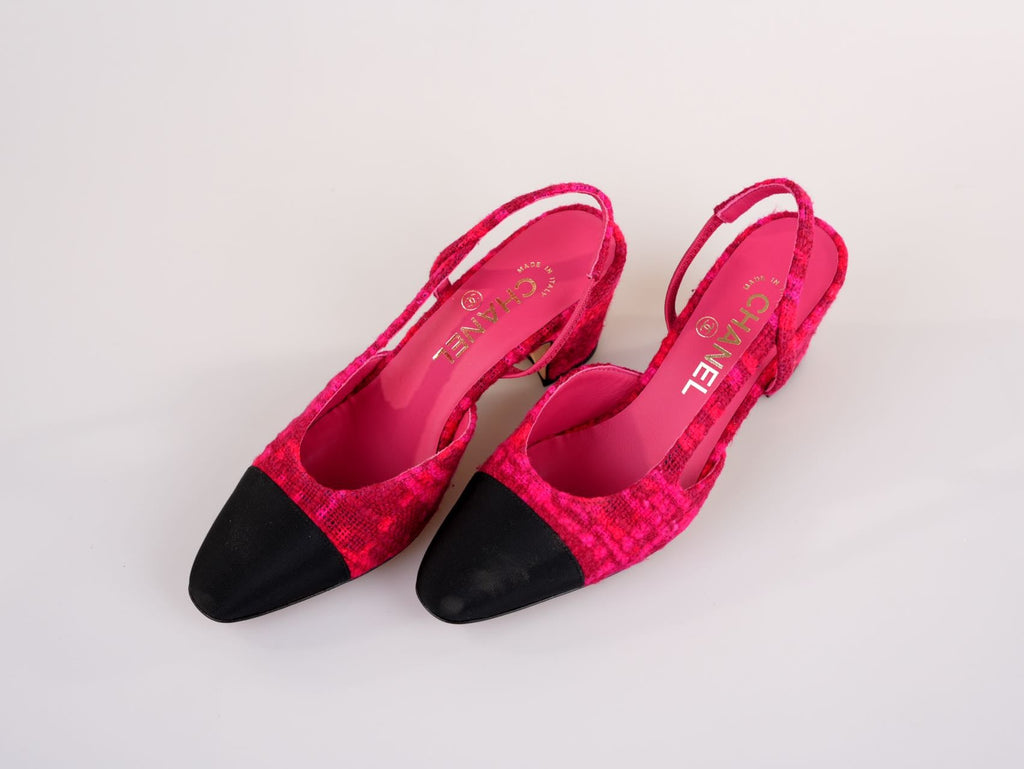 Chanel Pink/Black Tweed and Canvas CC Slingback Pumps Size 36.5C