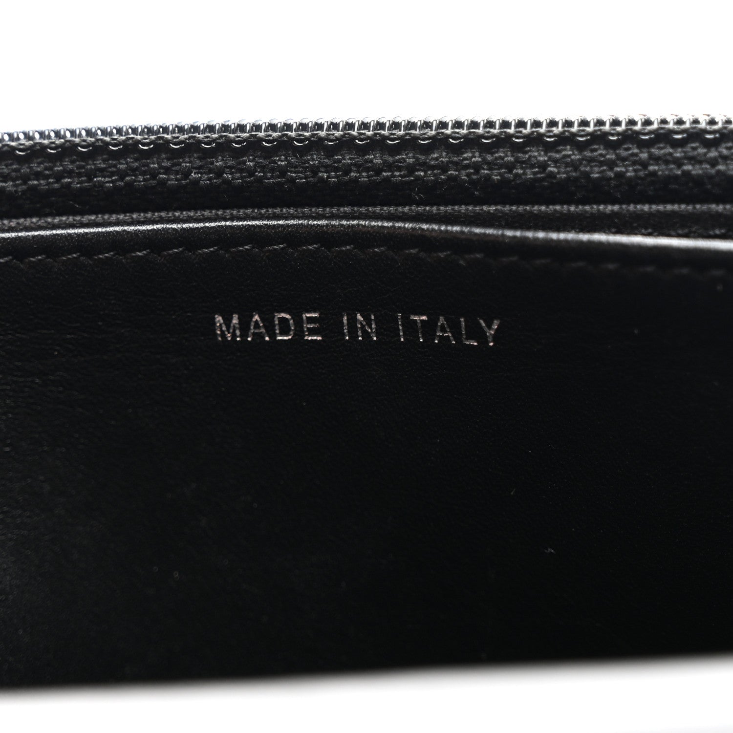 Calfskin Chain 20s Signe Wallet on Chain WOC Black