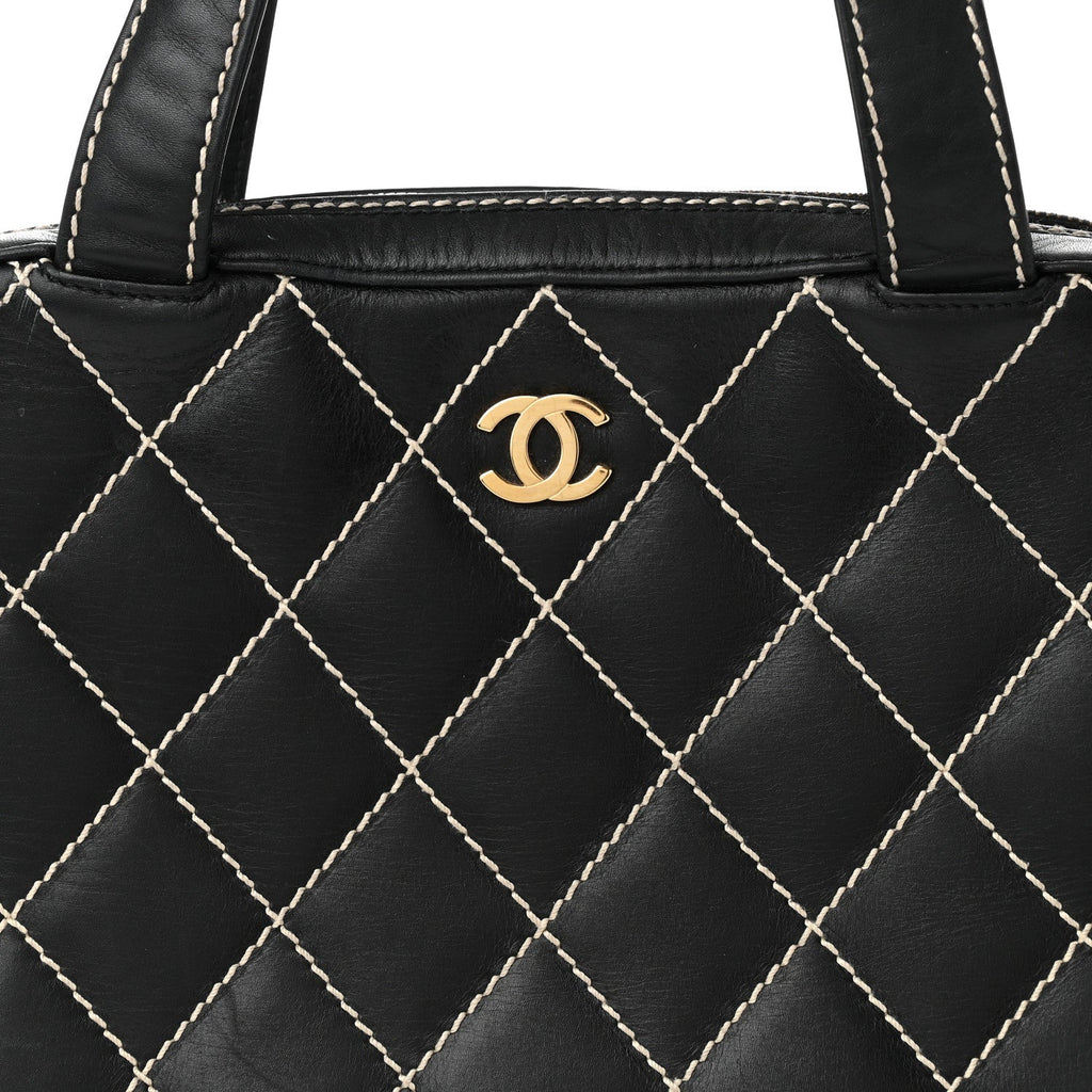 Calfskin Contrast Stitch Surpique Black