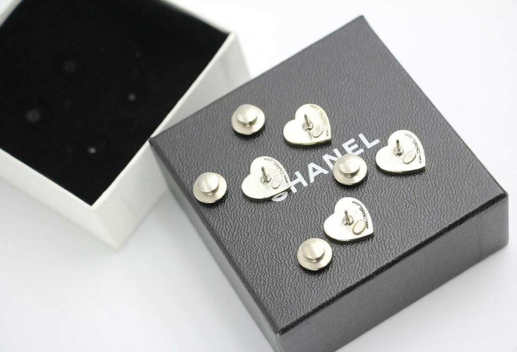 Chanel Vintage 03A Metal American Style Heart Brooch