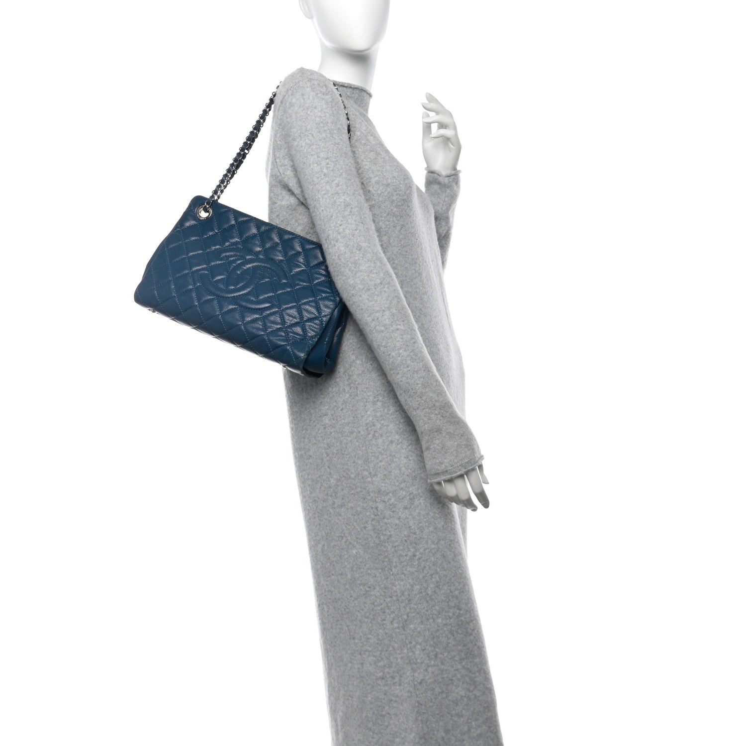 Caviar Quilted Timeless CC Shopping Tote Blue