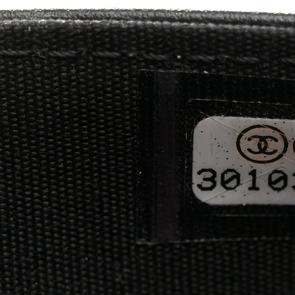 Caviar Quilted Boy Wallet On Chain WOC Black