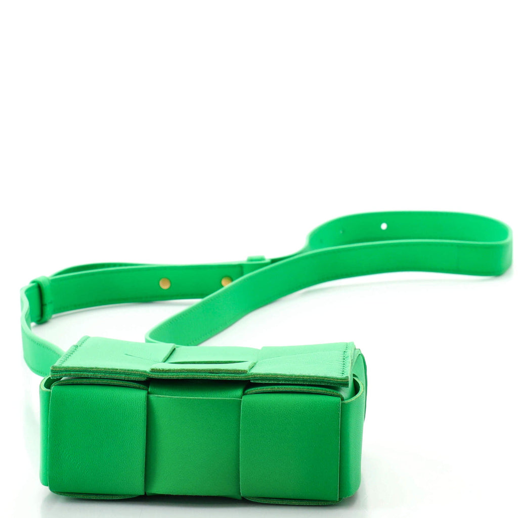 Cassette Crossbody Bag Maxi Intrecciato Leather Extra Mini