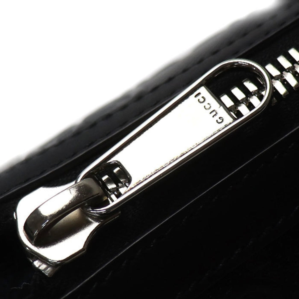 Gucci GG emboss�