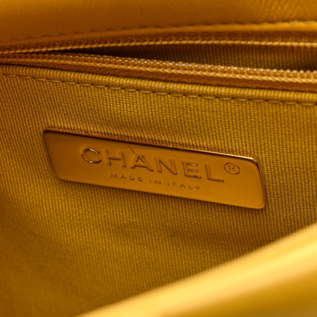 Lambskin Quilted Medium Chanel 19 Flap Yellow
