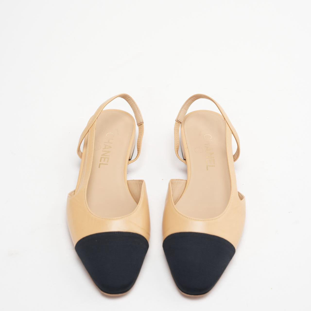 Chanel Beige / Black Slingback Flat Sandals Leather and Canvas Size 38