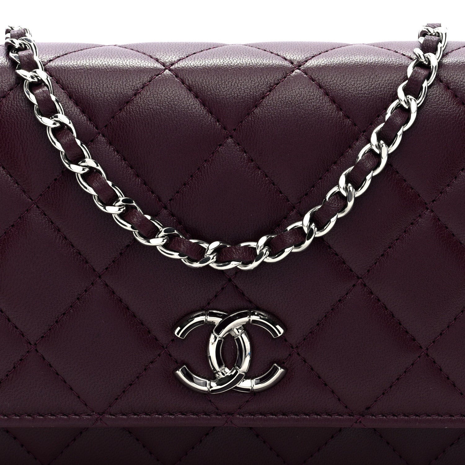 Lambskin Quilted Enamel CC Wallet On Chain WOC Burgundy
