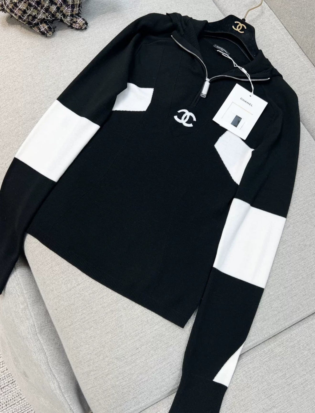 Chanel 24N Black & White Wool Pullover
