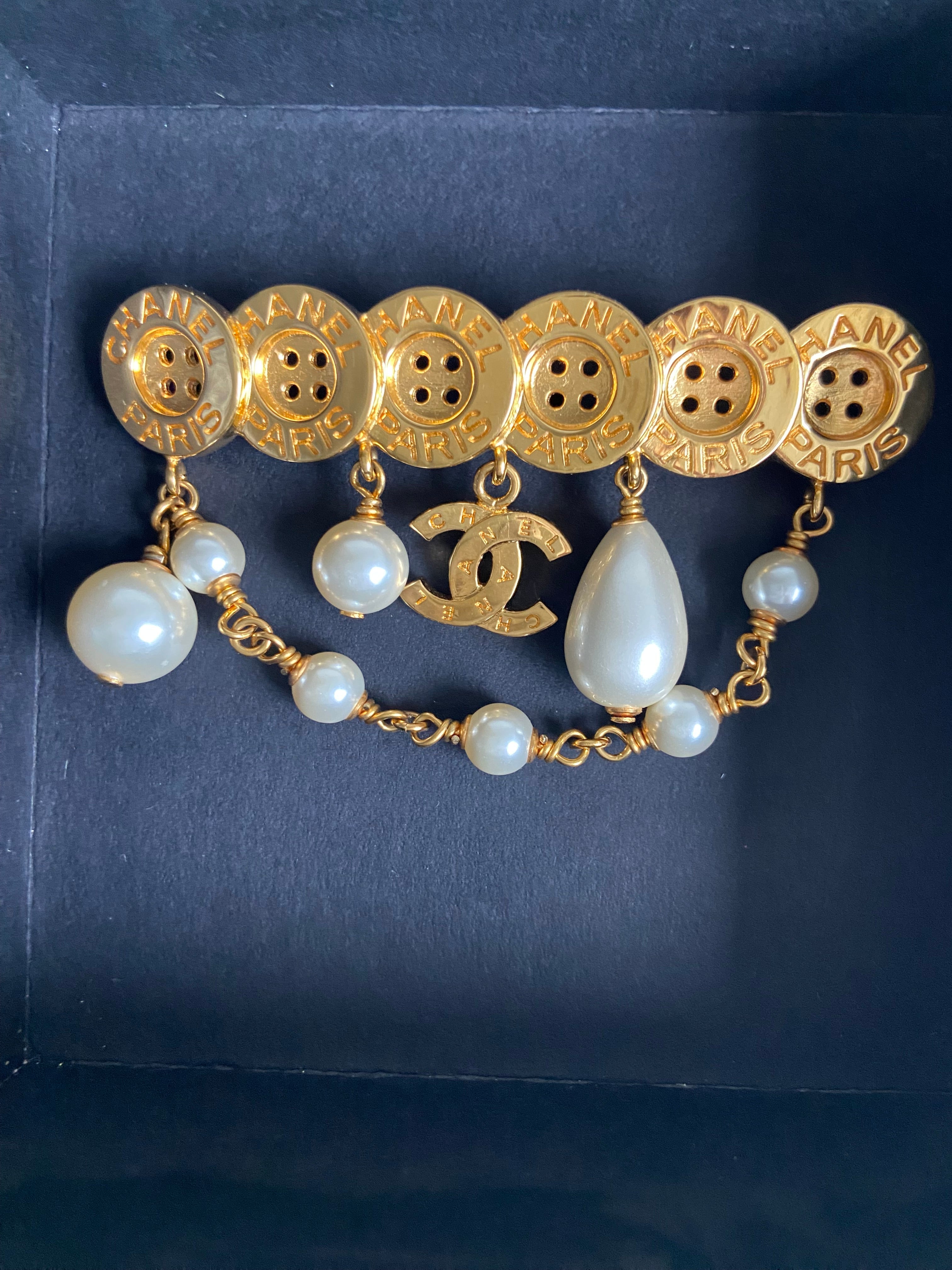 Chanel Yellow and White Pearls Button Brooch
