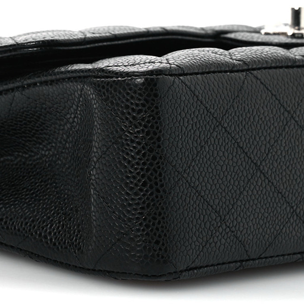 Caviar Quilted Medium Double Flap Black