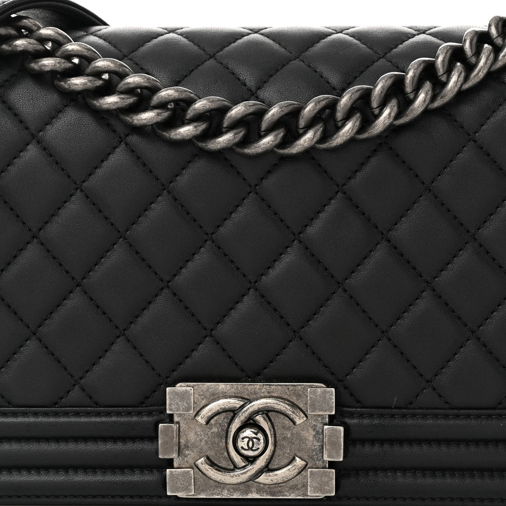 Lambskin Quilted Medium Boy Flap Black