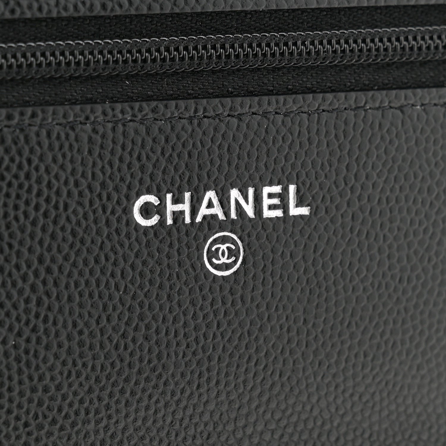 Caviar Quilted Chanel 19 Wallet On Chain WOC Black White