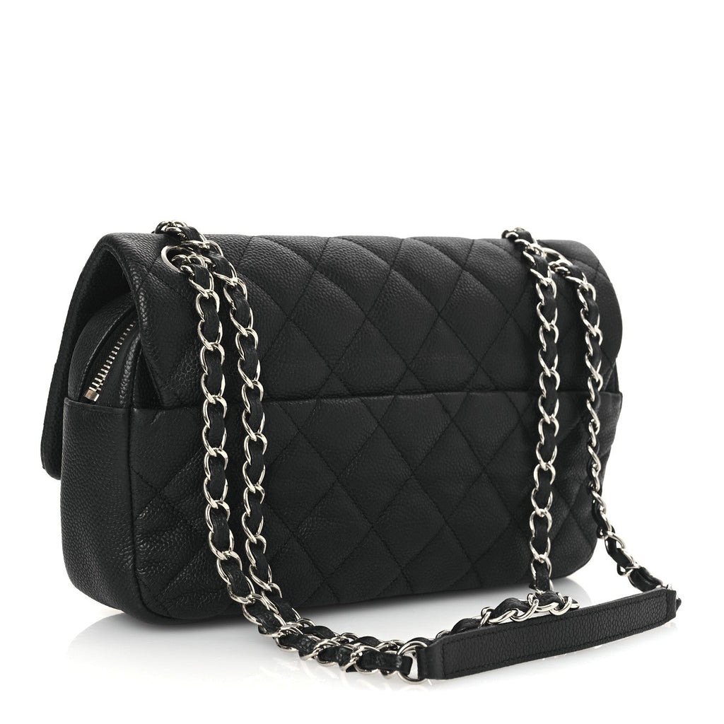 Caviar Quilted Medium Easy Flap Black