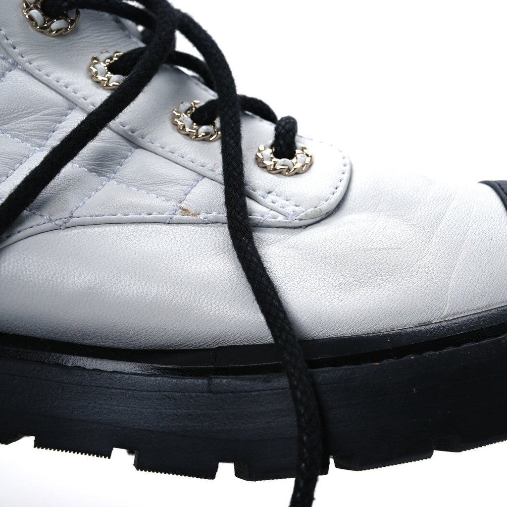 Shiny Lambskin Quilted Lace Up Combat Boots 39.5 White Black