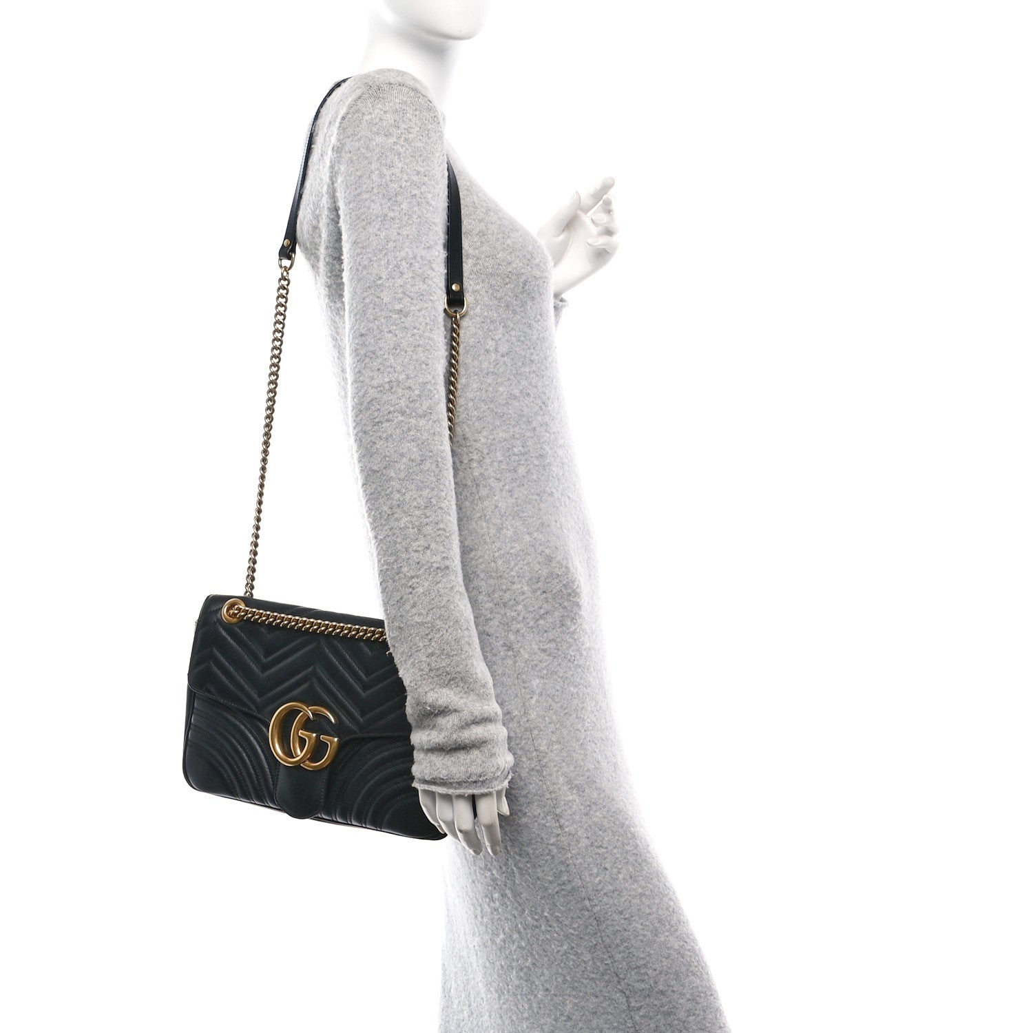 Calfskin Matelasse Medium GG Marmont Shoulder Bag Black