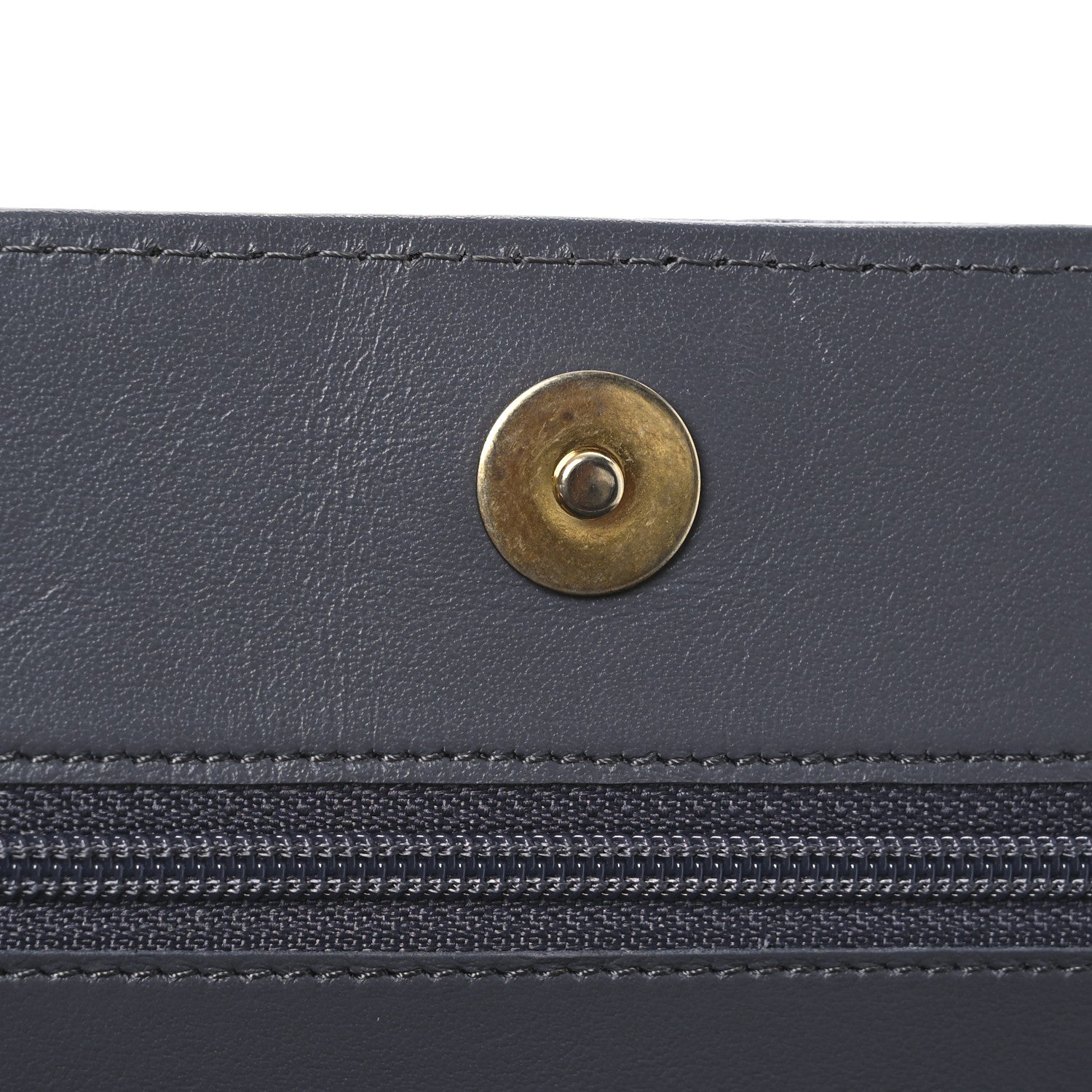 Caviar Quilted Boy Wallet On Chain WOC Grey