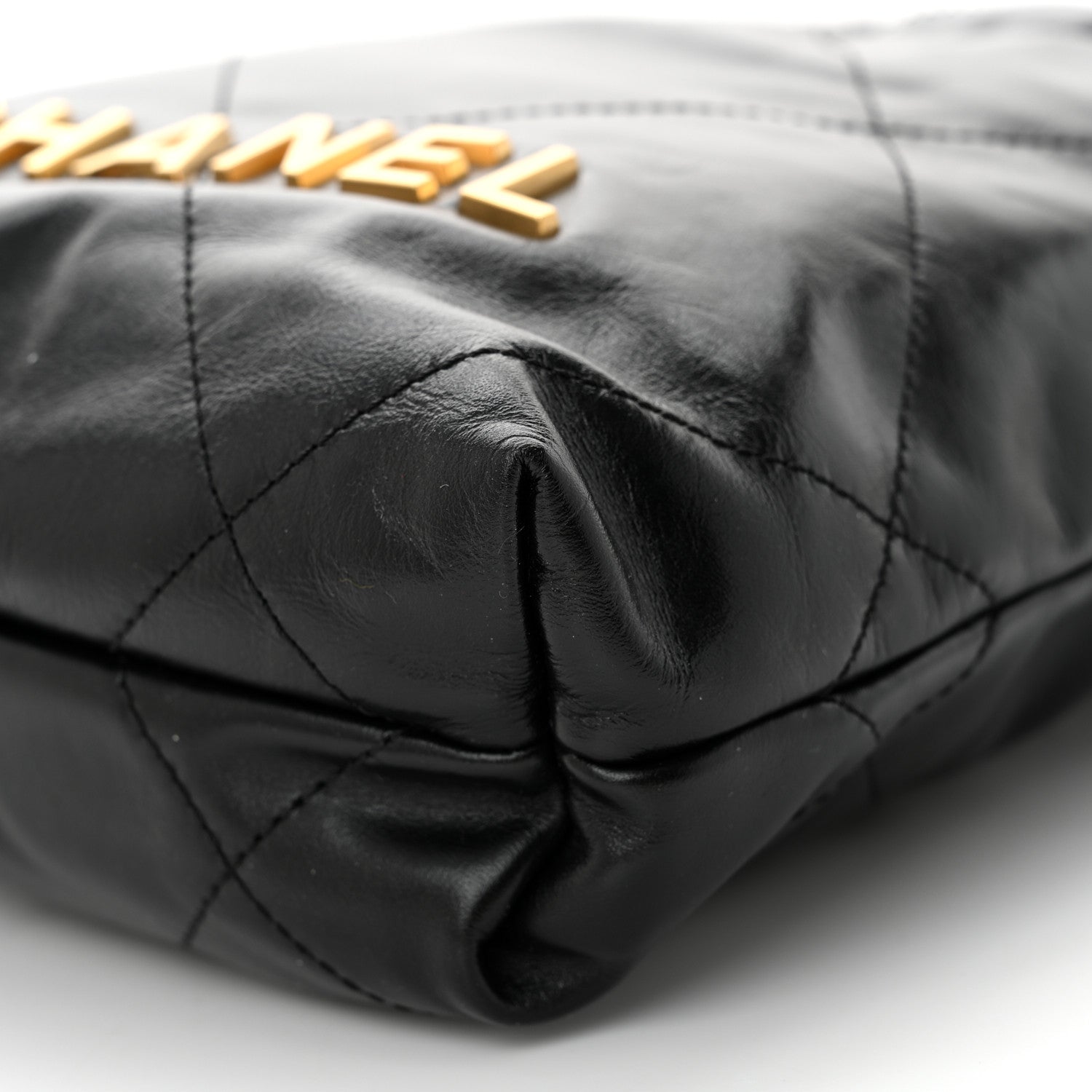 Shiny Calfskin Quilted Mini Chanel 22 Black