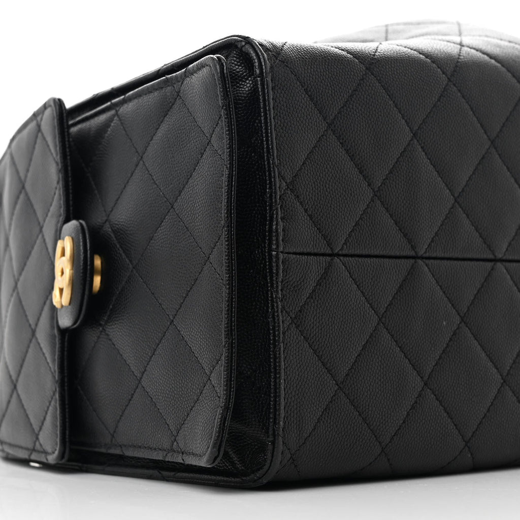 Caviar Quilted Medium Chanel 25 Handbag Black