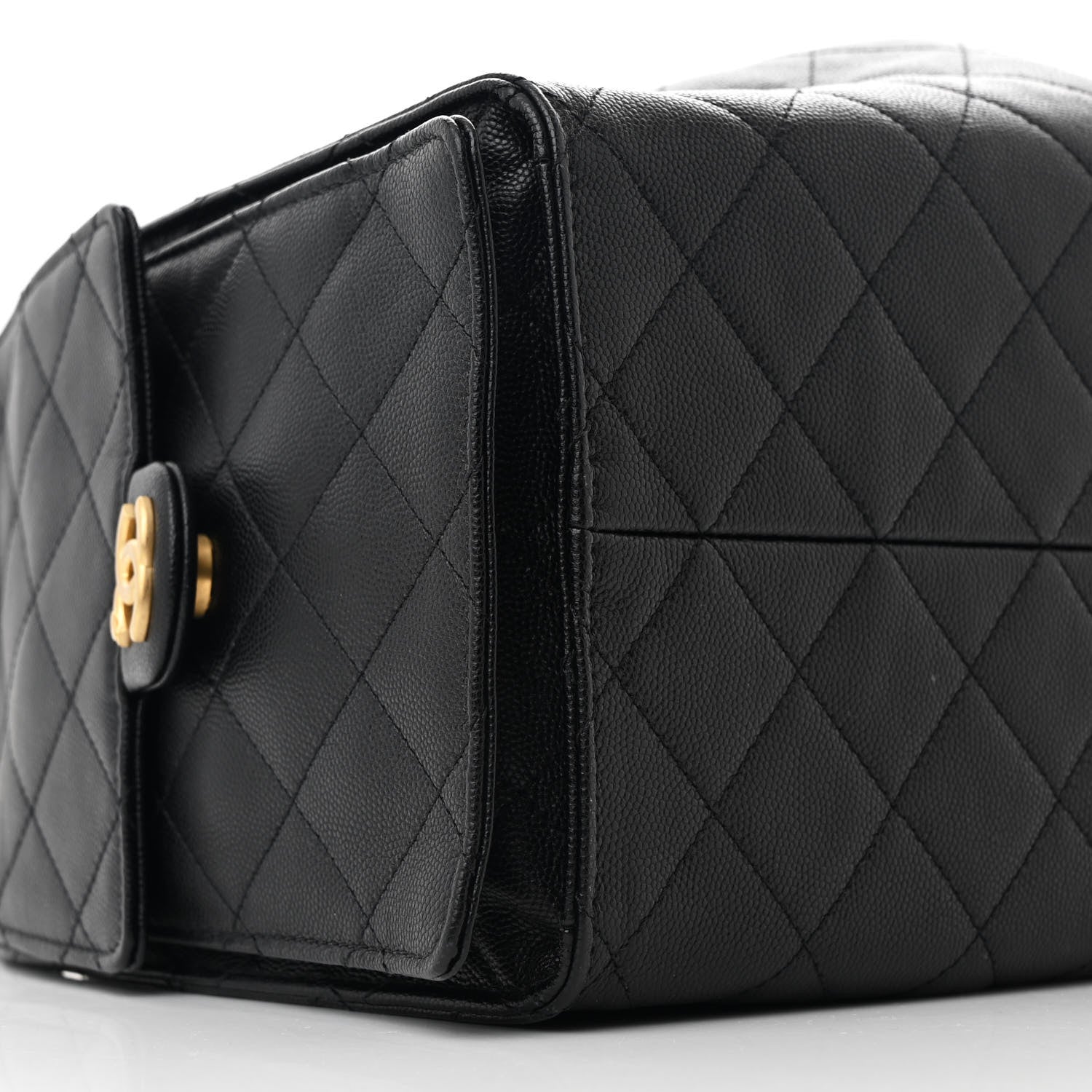 Caviar Quilted Medium Chanel 25 Handbag Black