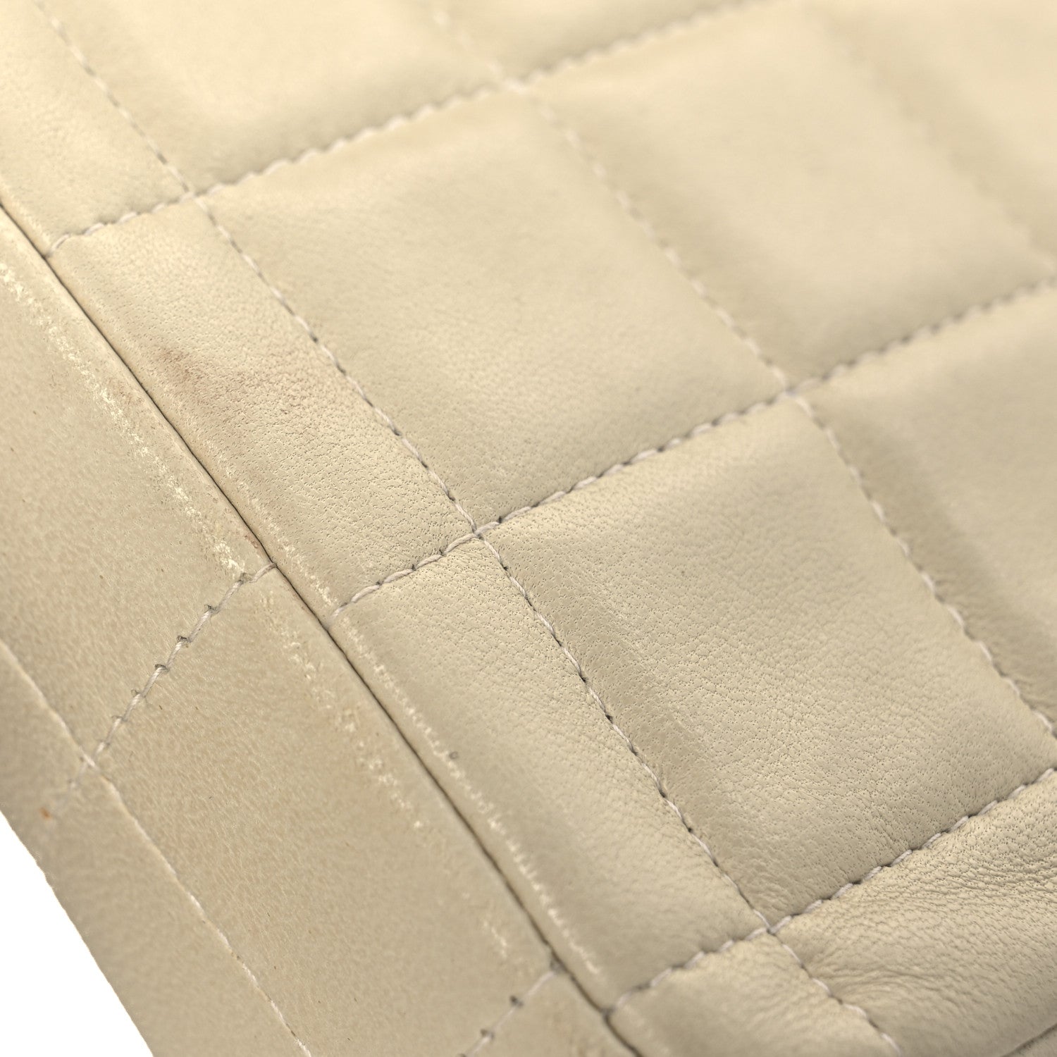 Lambskin East West Chocolate Bar Flap Ivory