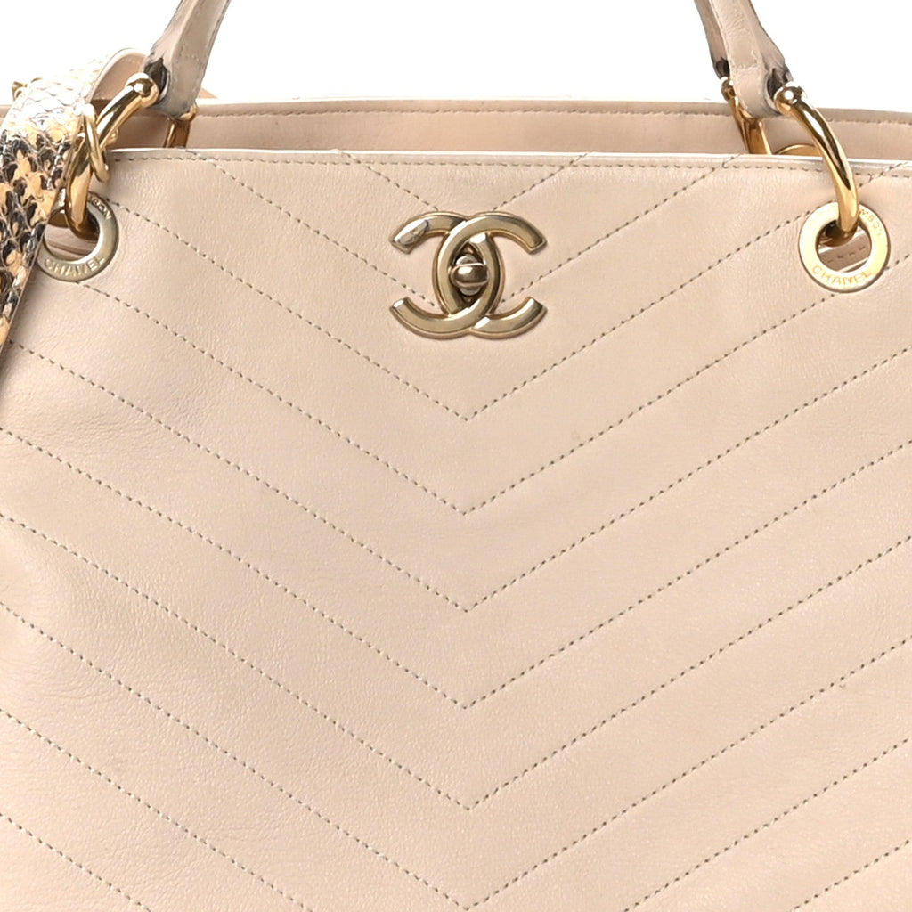 Calfskin Elaphe Stitched Large Chevron Chic Shopping Bag Beige