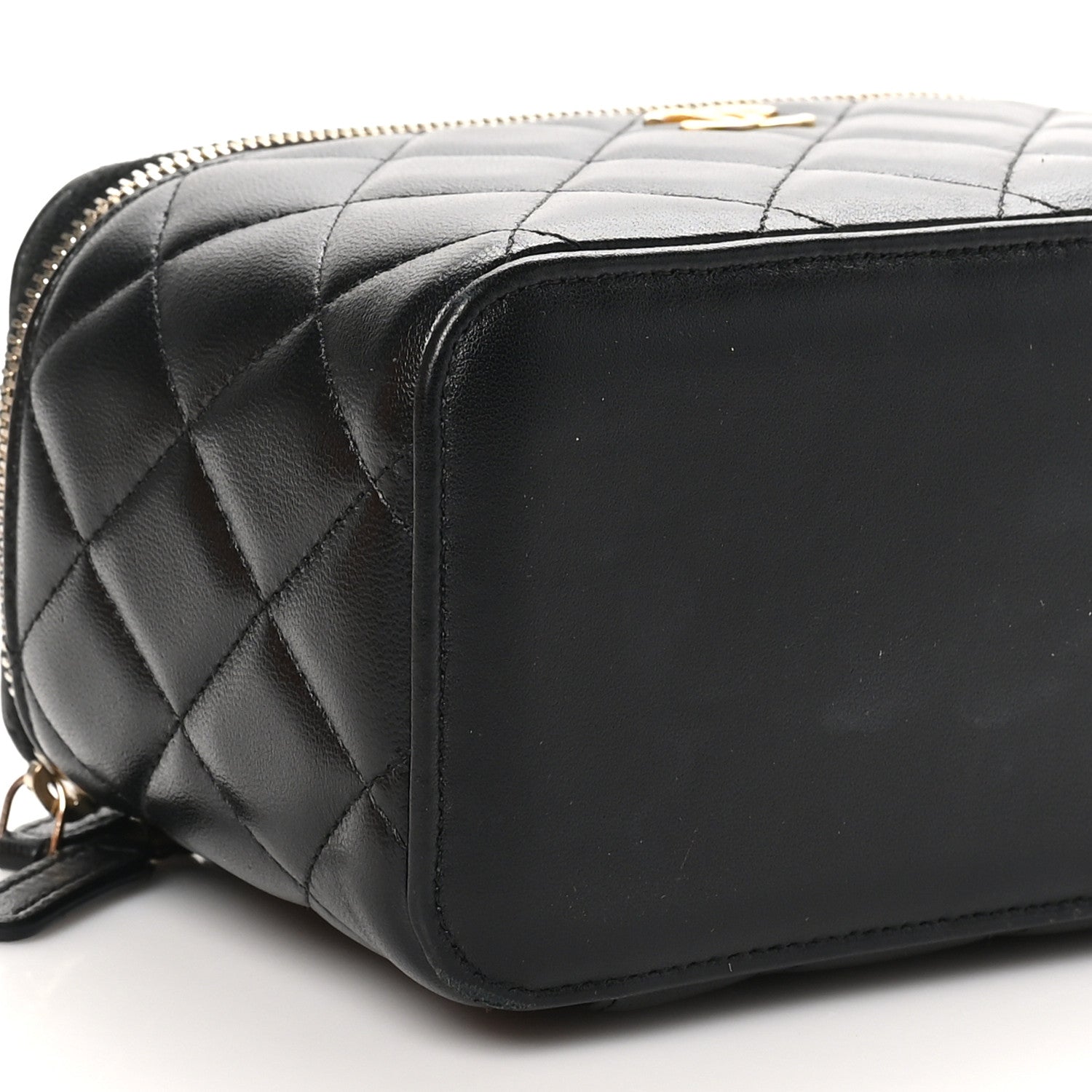 Lambskin Quilted Small Top Handle Vanity Case With Chain Black