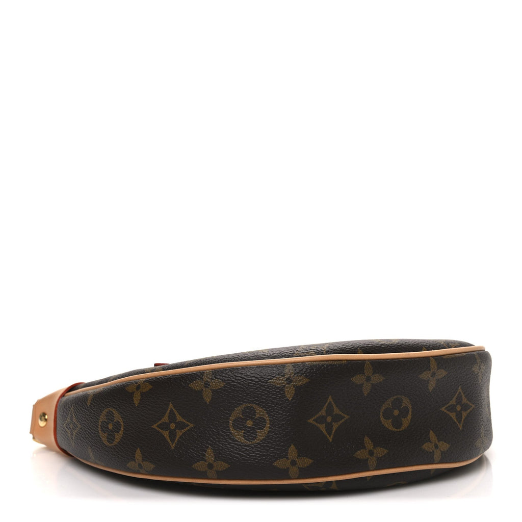 Monogram Loop