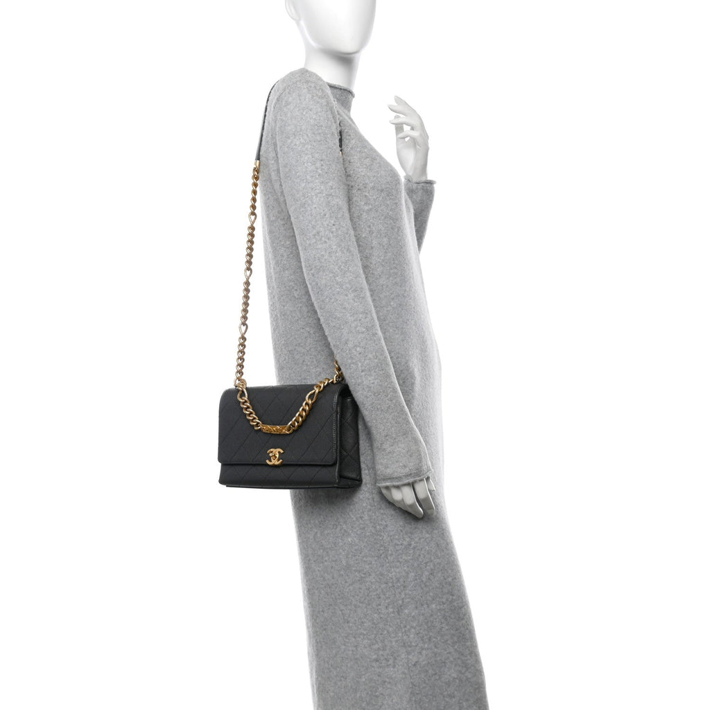 Caviar Quilted Bracelet On Chain Flap Dark Grey