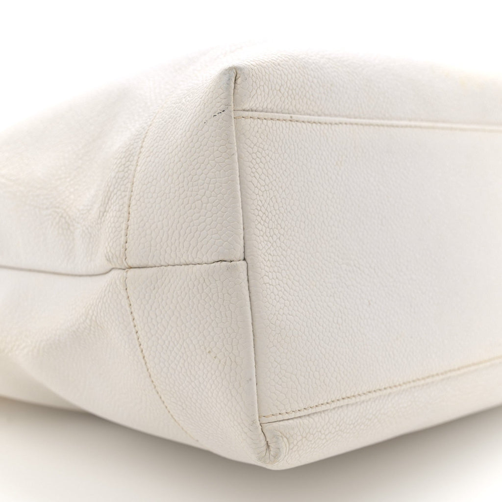Caviar CC Shoulder Bag White