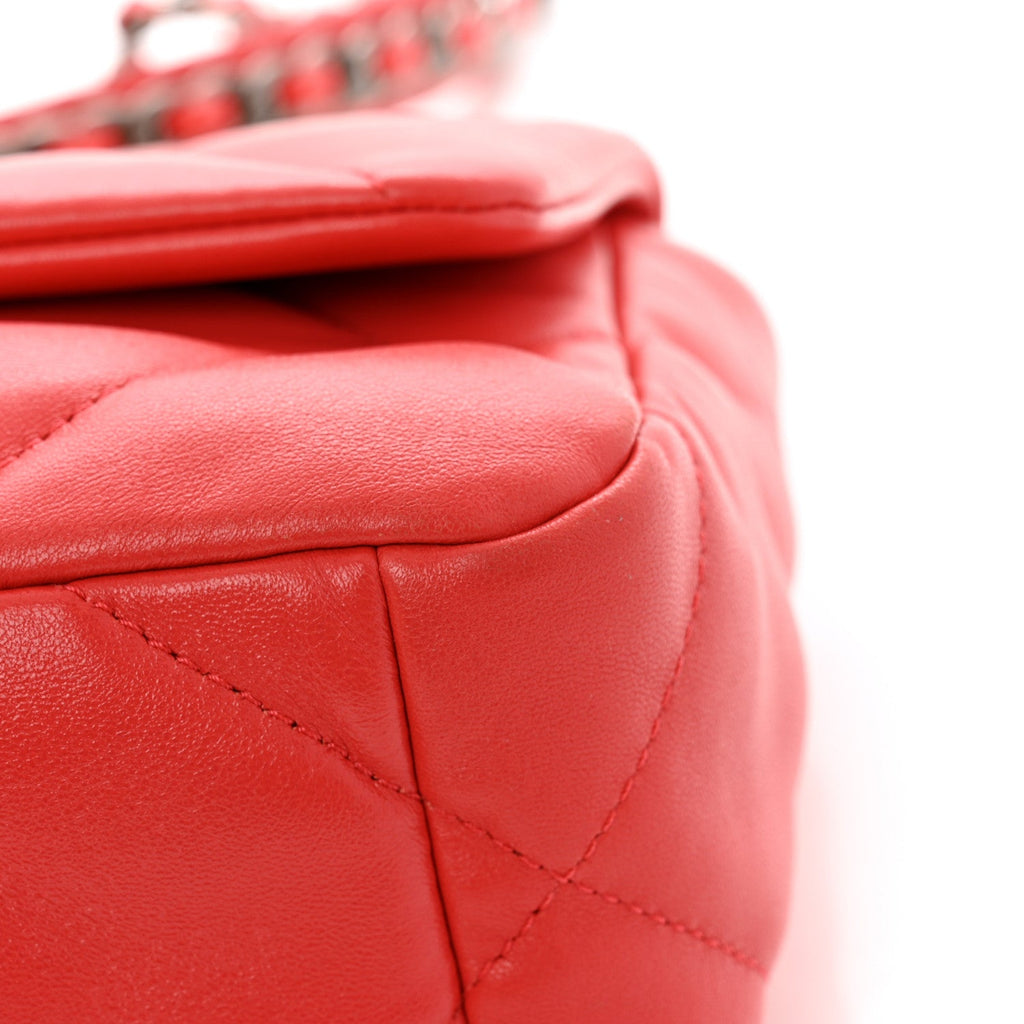 Lambskin Quilted Medium Chanel 19 Flap Red