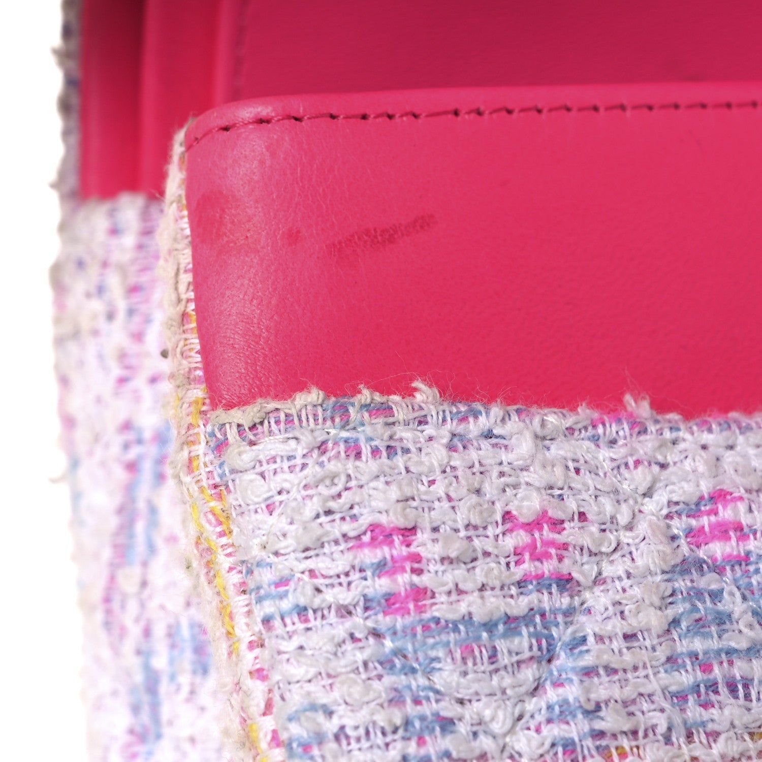 Tweed Quilted Enamel CC Logo Medium Double Flap Pink Multicolor