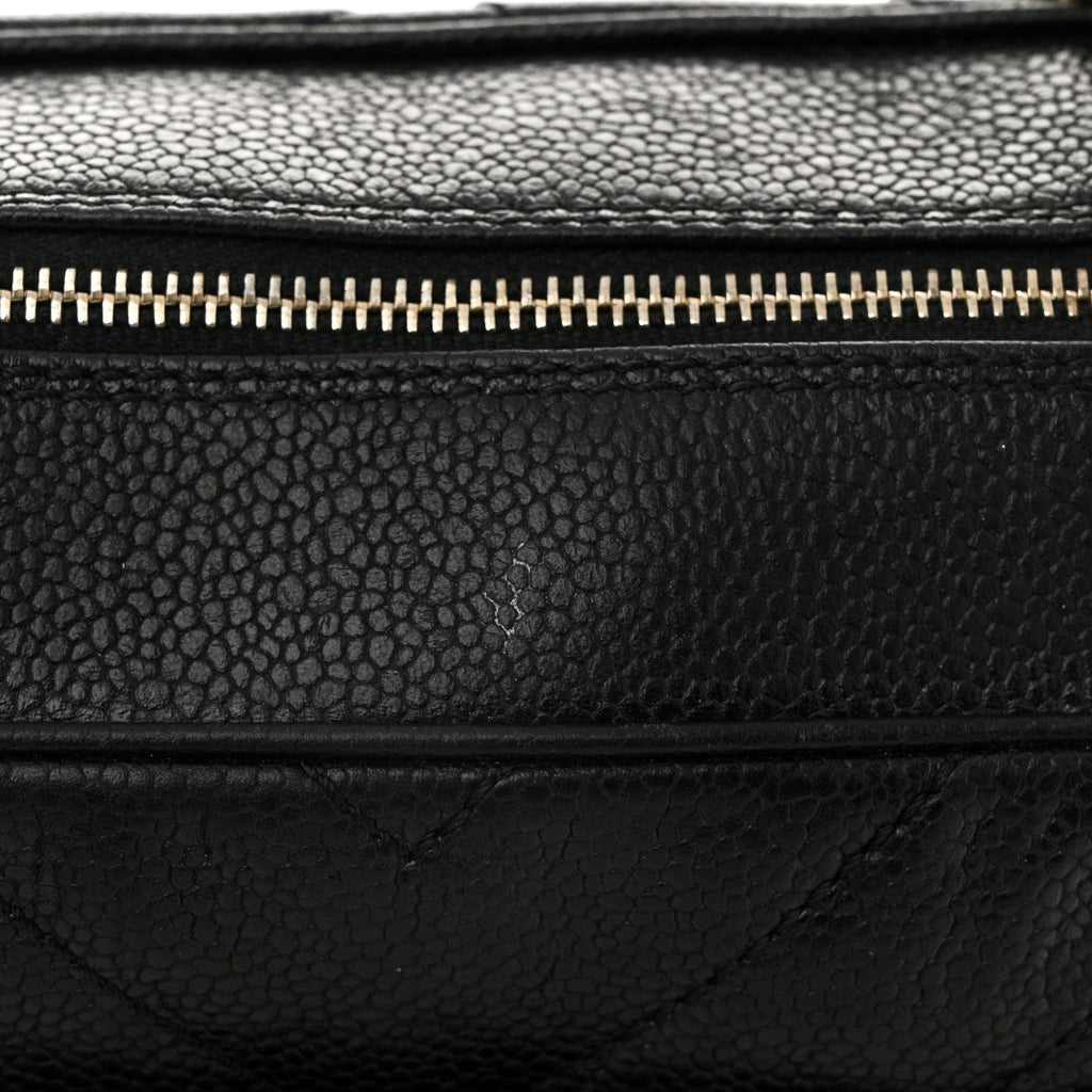 Caviar Chevron Quilted Camera Case Black