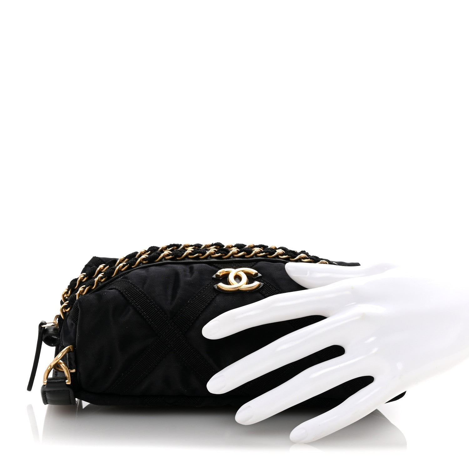 Nylon Grosgrain Lifestyle Pouch With Sleep Mask Black