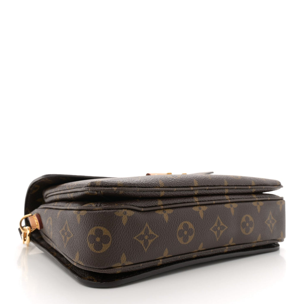 Monogram Pochette Metis