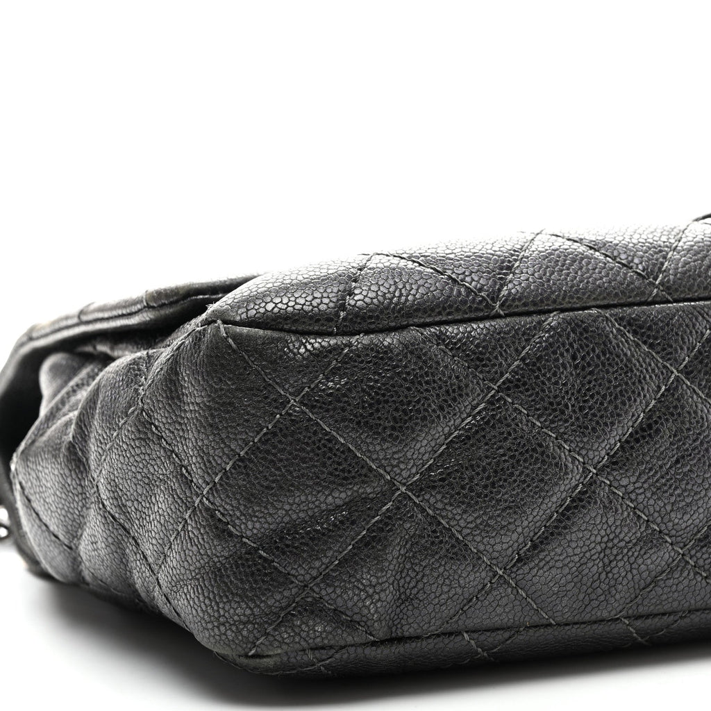 Iridescent Caviar Quilted Jumbo Easy Flap Grey