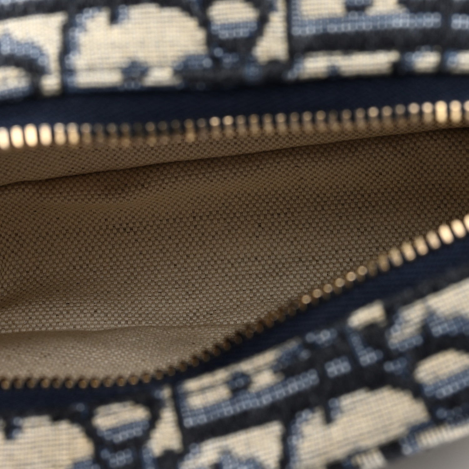 Oblique Belt Pouch Blue