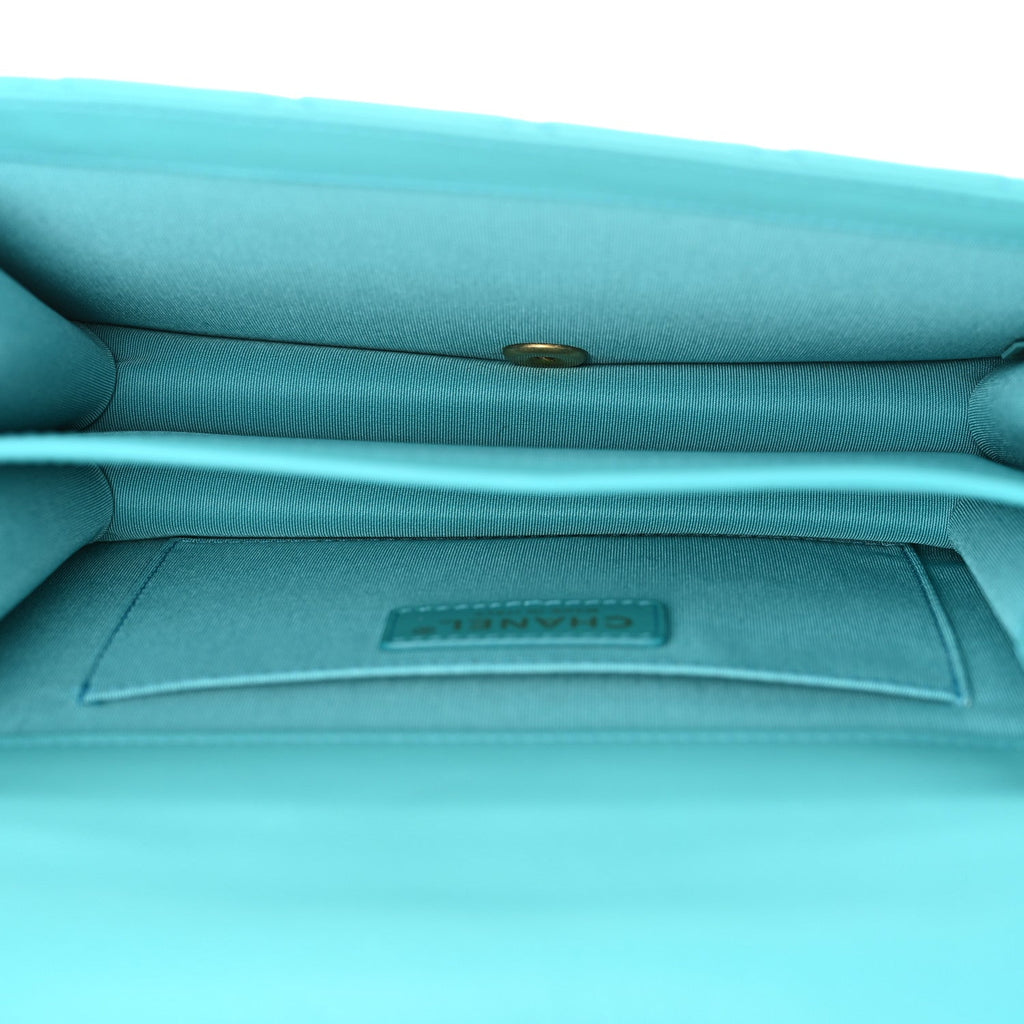Calfskin Quilted Medium Everyday Chic Single Flap Turquoise