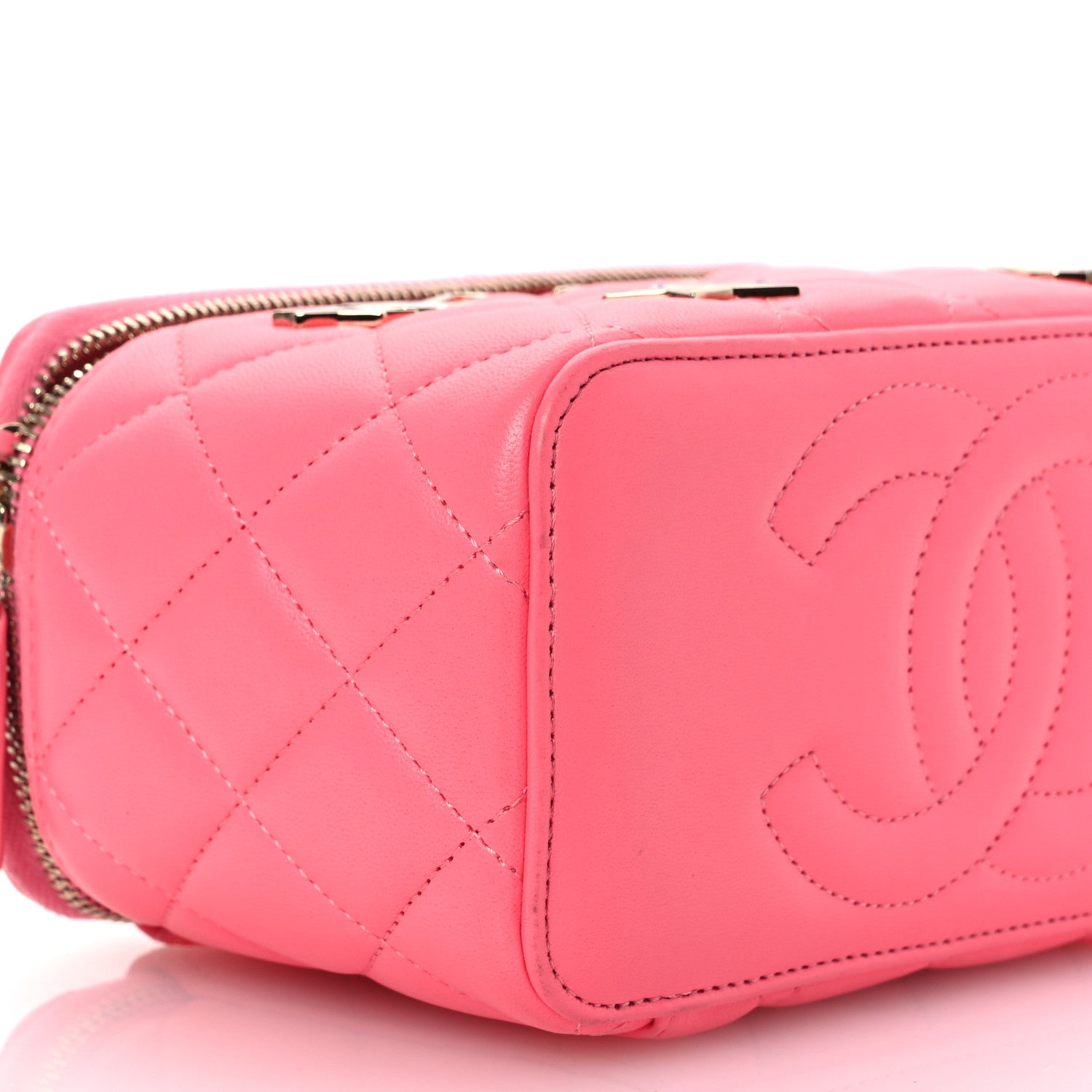 Lambskin Enamel Quilted Roller Skate Small Vanity Case With Chain Pink