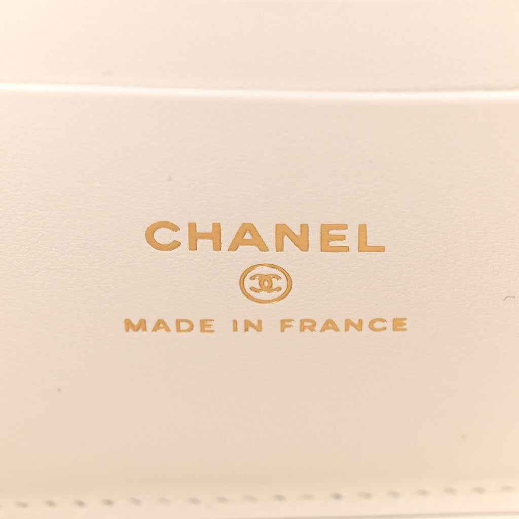 Caviar Quilted Enamel Coco Casino Small Vanity Case With Chain White