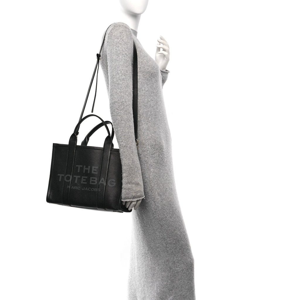 Grained Calfskin Medium The Tote Bag Black