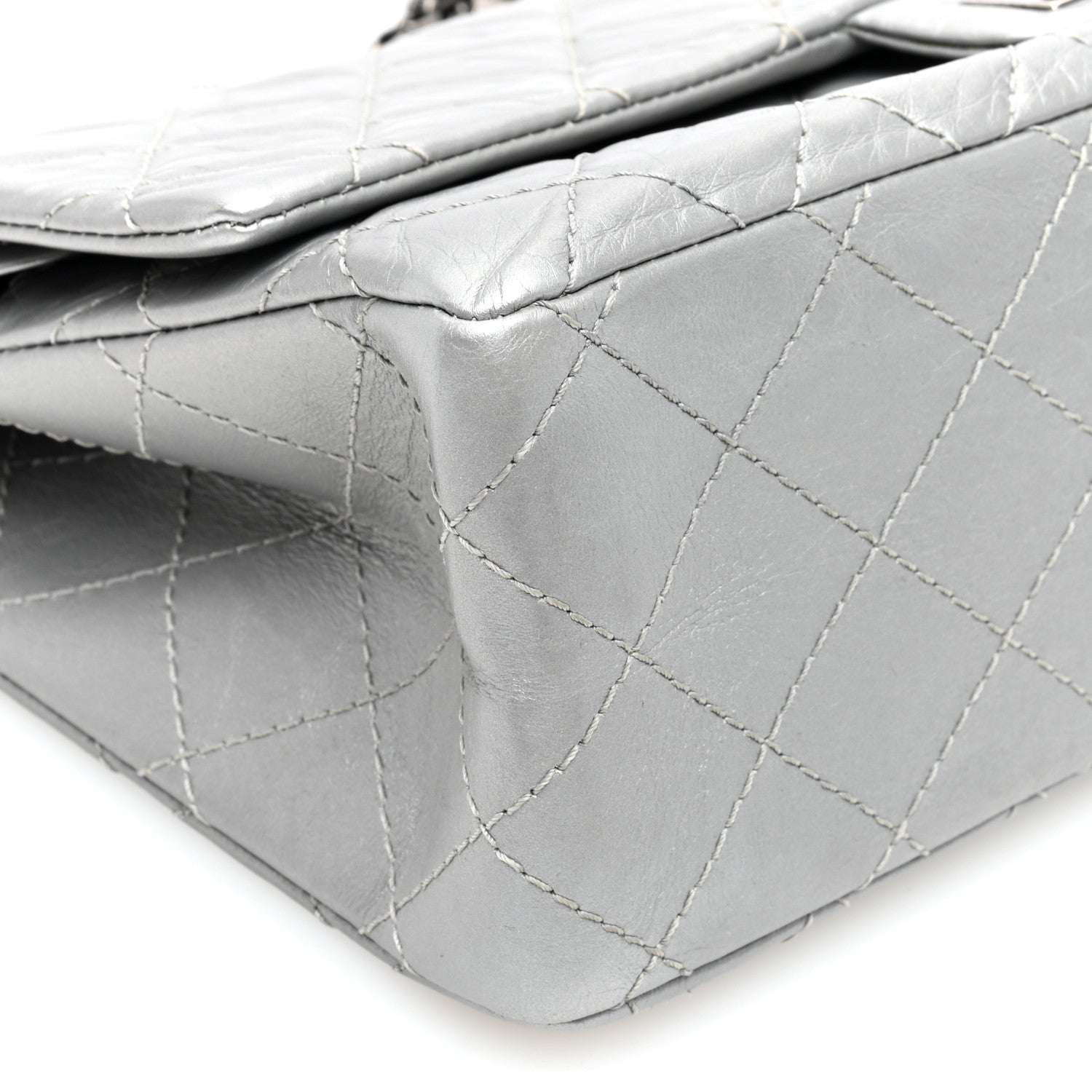 Metallic Aged Calfskin Quilted 2.55 Reissue 226 Flap Silver
