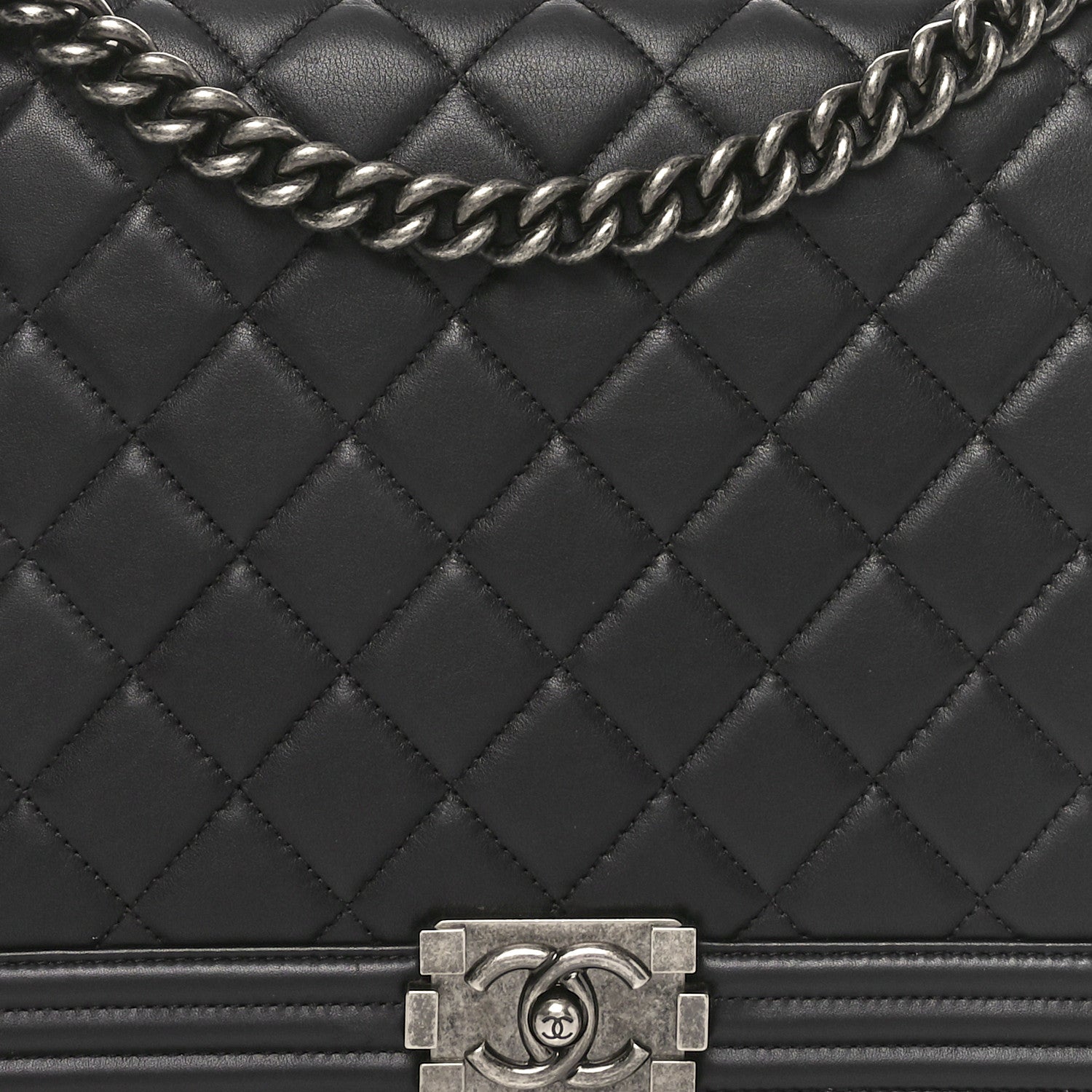 Lambskin Quilted Large Boy Flap Black
