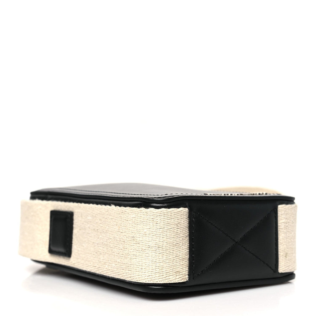 Smooth Calfskin Le Cuerda Vertical Black