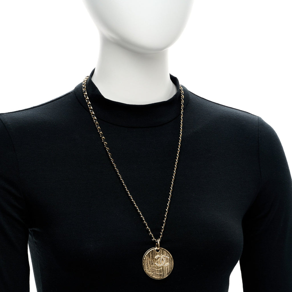 Lambskin Crystal CC Round Pendant Chain Necklace Gold Black