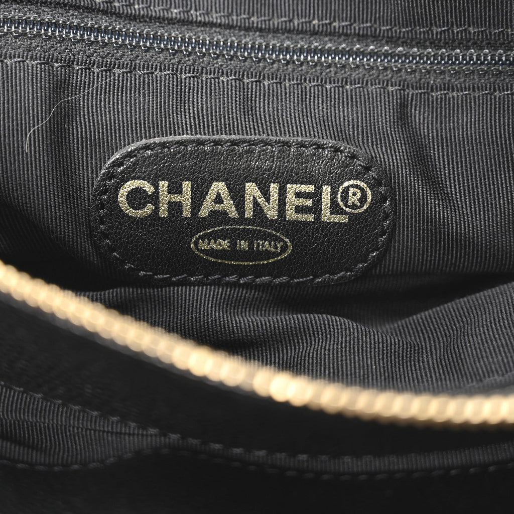 Caviar Quilted CC Shopping Tote Black