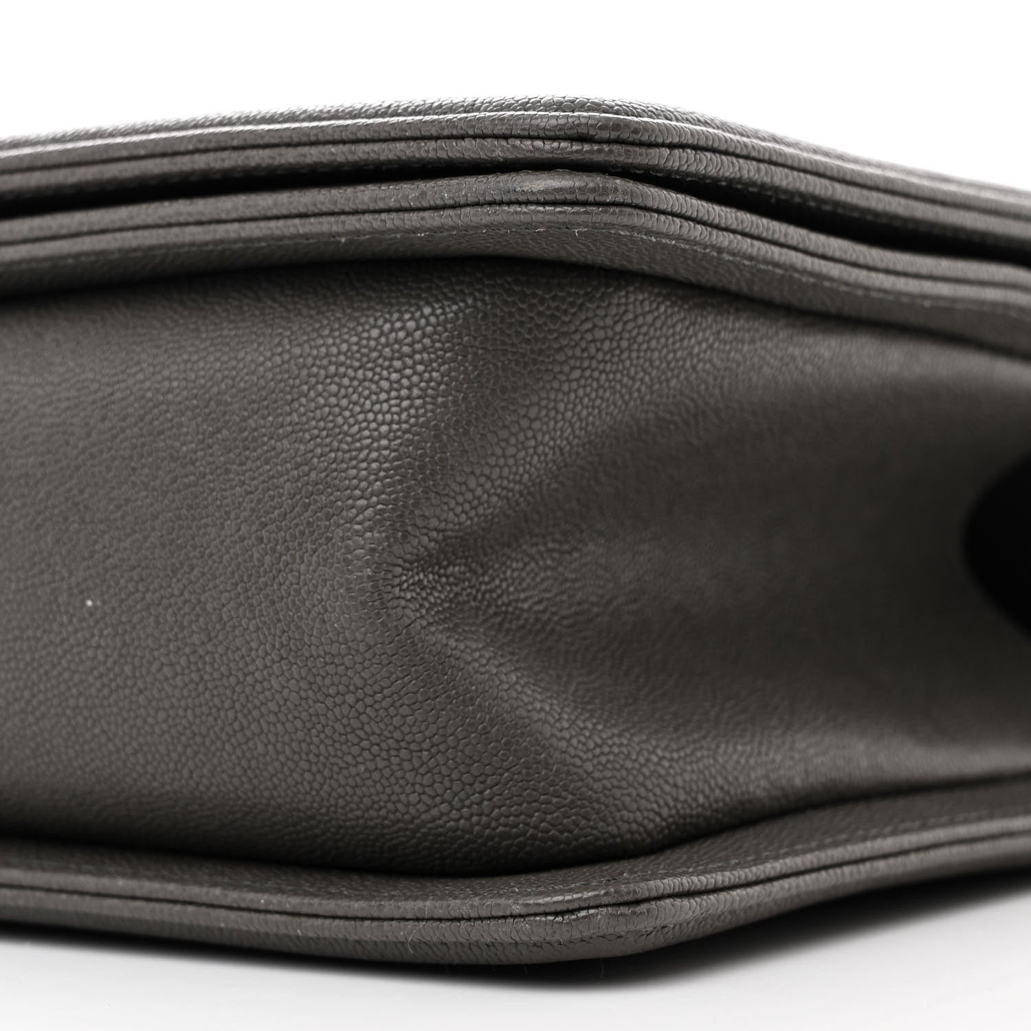 Caviar Quilted Medium Boy Flap Grey