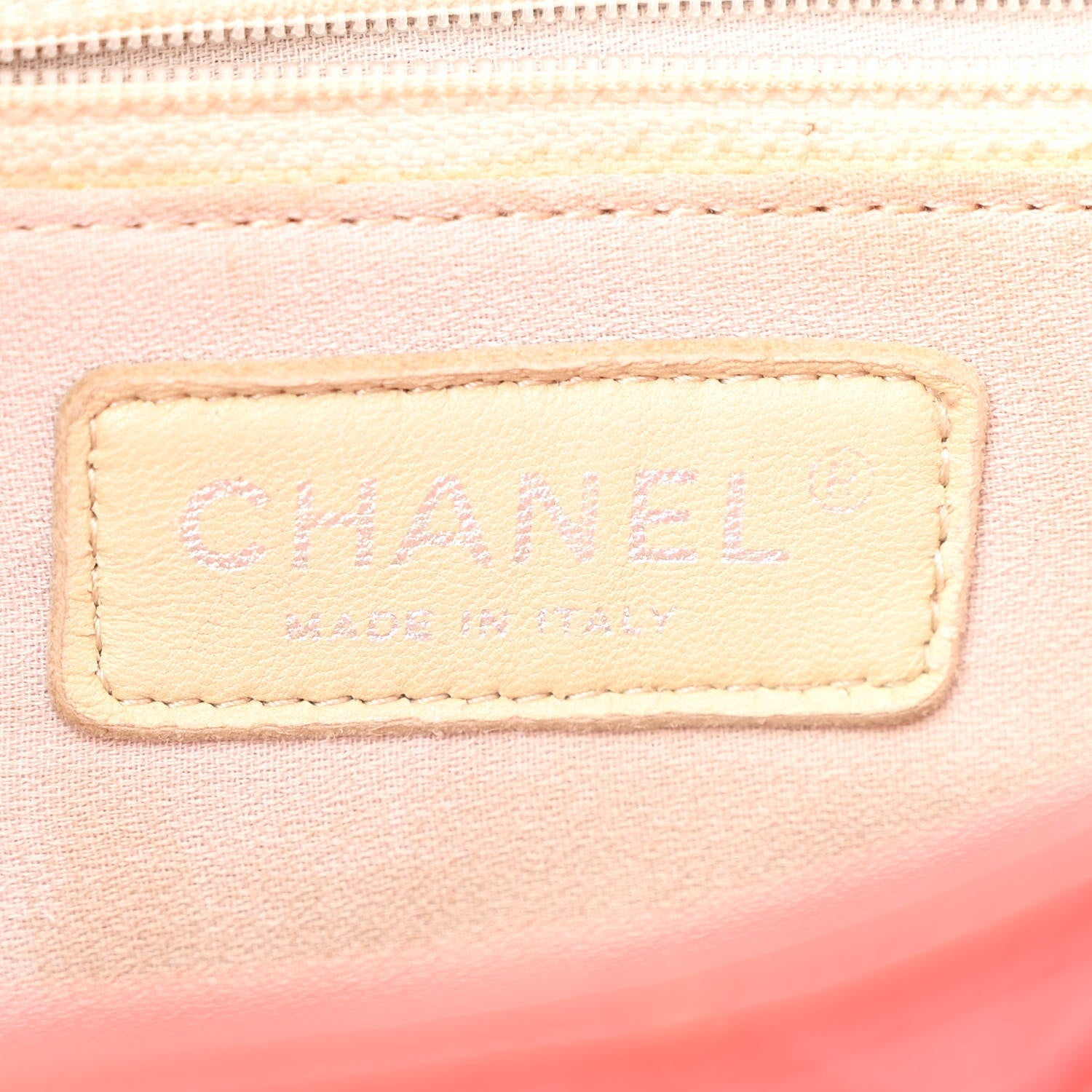 Washed Lambskin Quilted Maxi Chain Around Flap Red