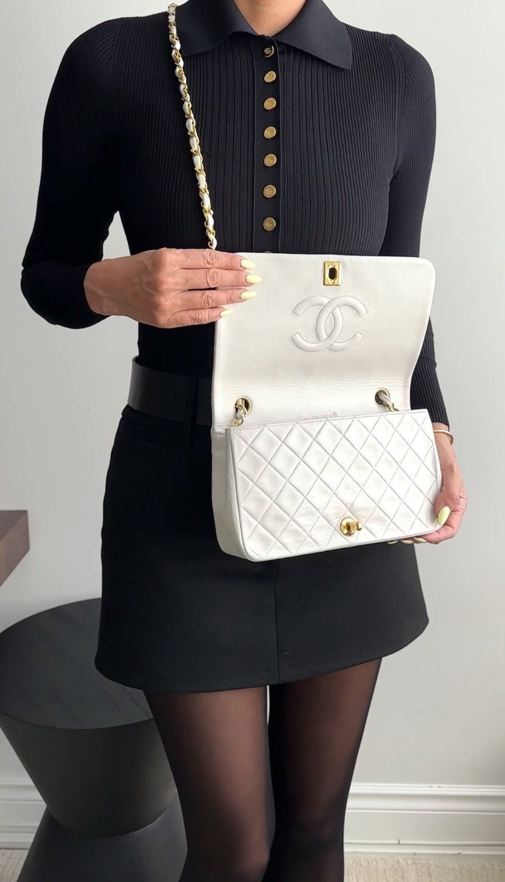 Chanel Vintage 1989 White Classic Medium Full Flap Bag