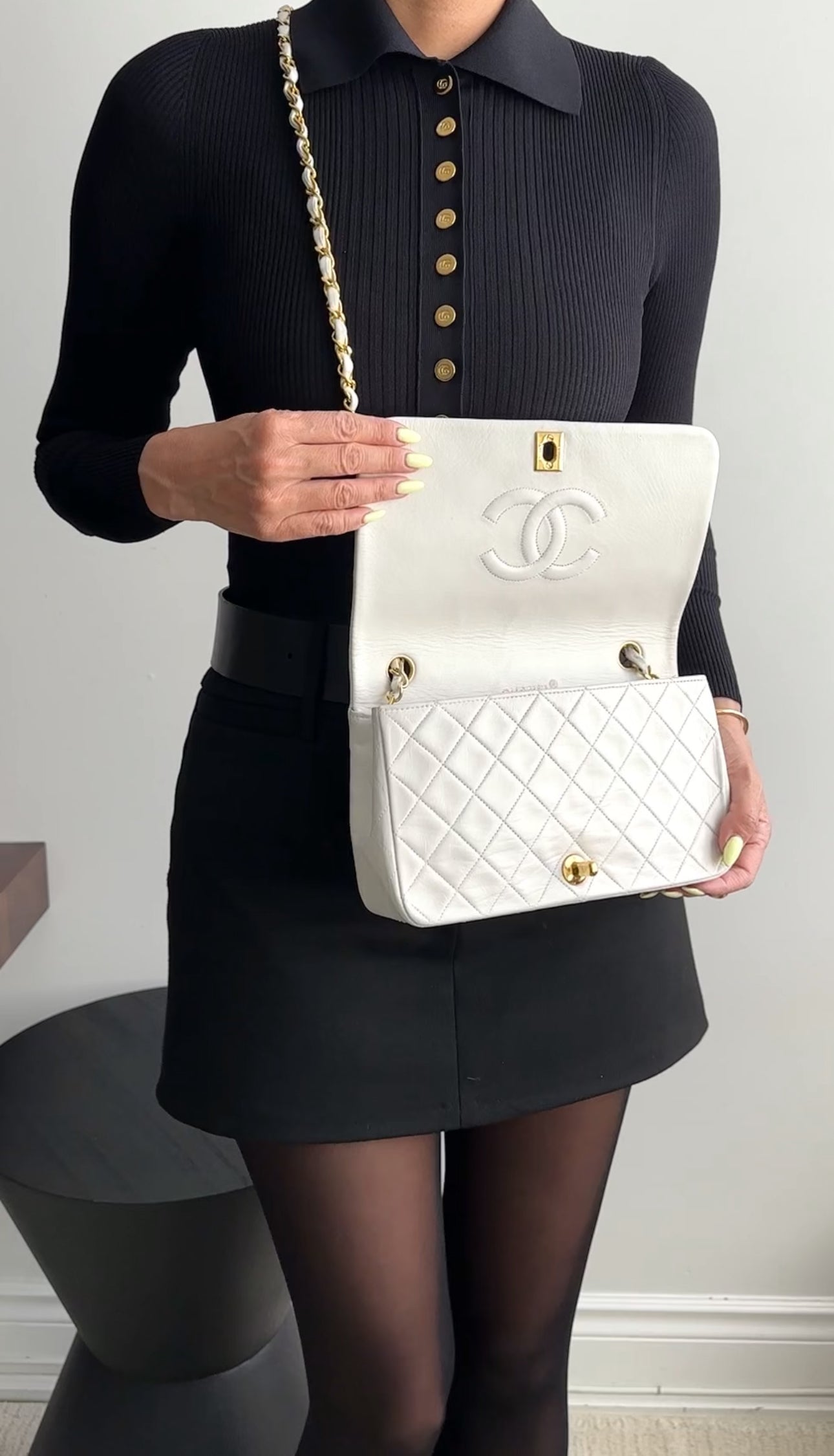Chanel Vintage 1989 White Classic Medium Full Flap Bag